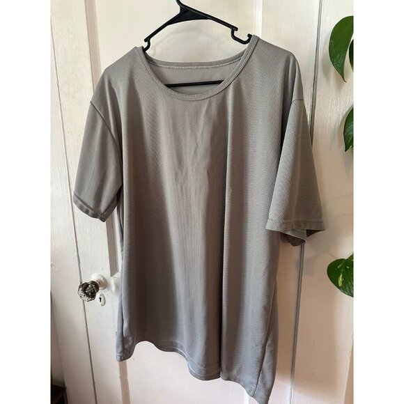 Men’s size large Gray T-shirt - Picture 2 of 7